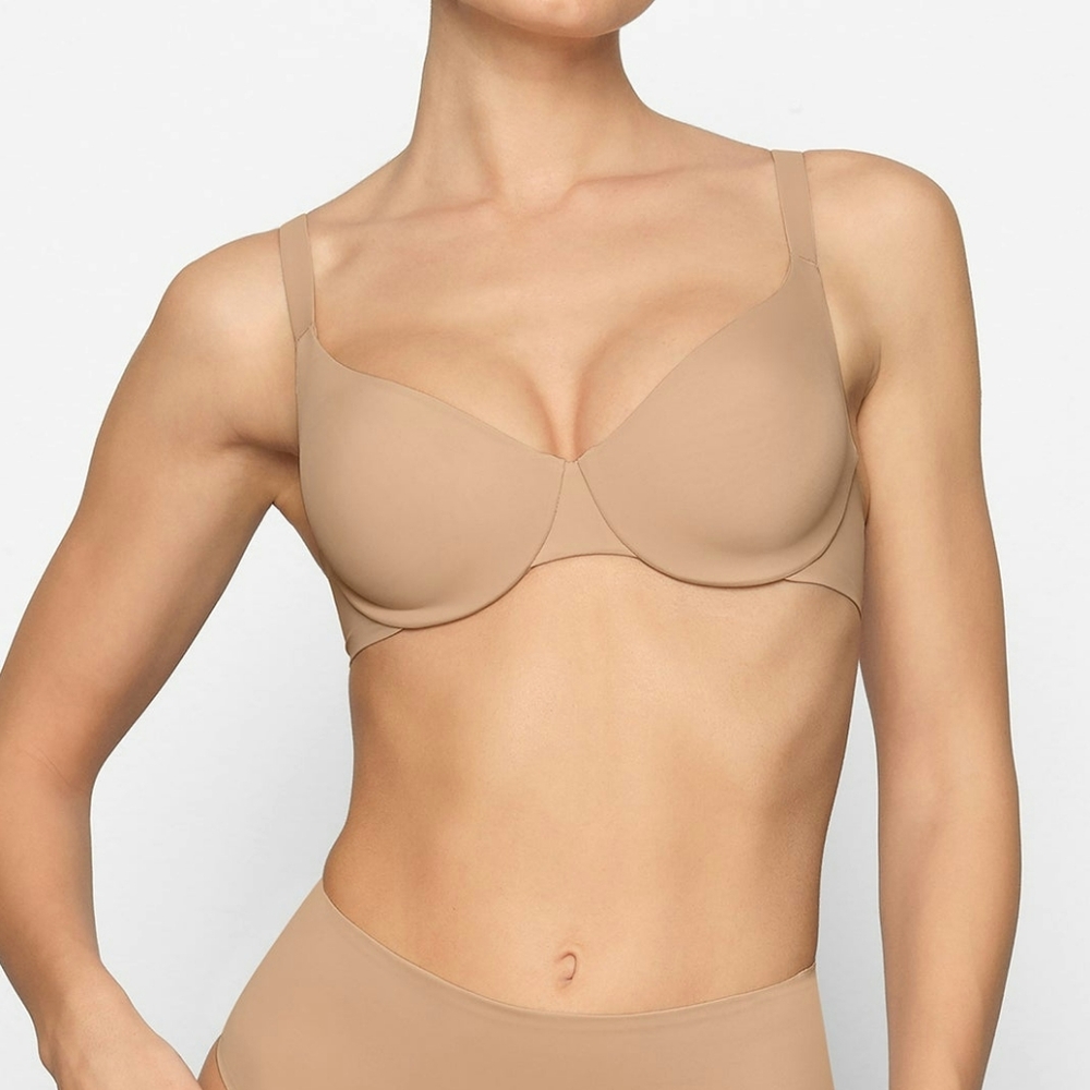 Skims Ultimate Collection Push-Up Plunge Bra Seamless